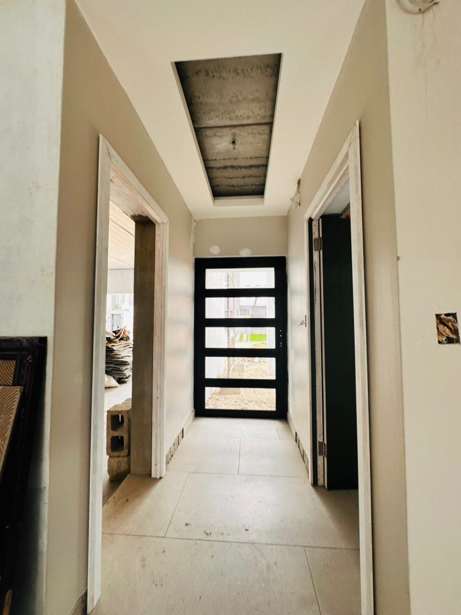 3 Bedroom Property for Sale in Sandown Western Cape